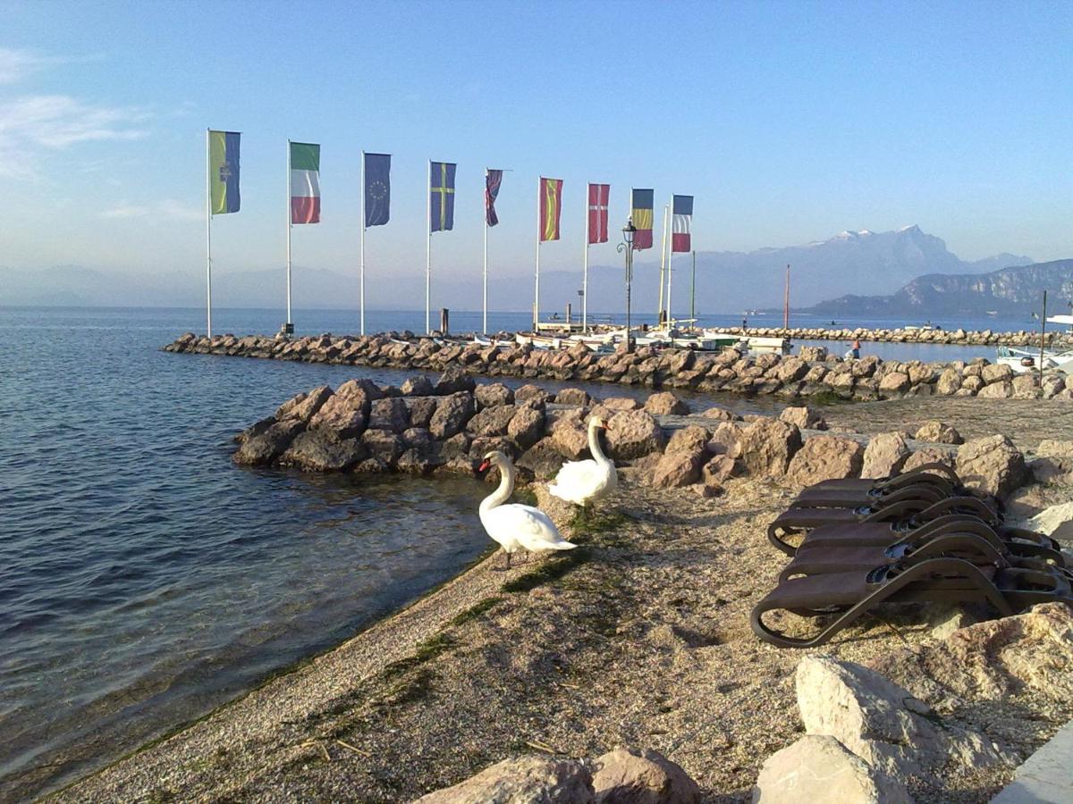 Residenza Al Sogno - On Lake Garda كافايون فيرونيسي المظهر الخارجي الصورة